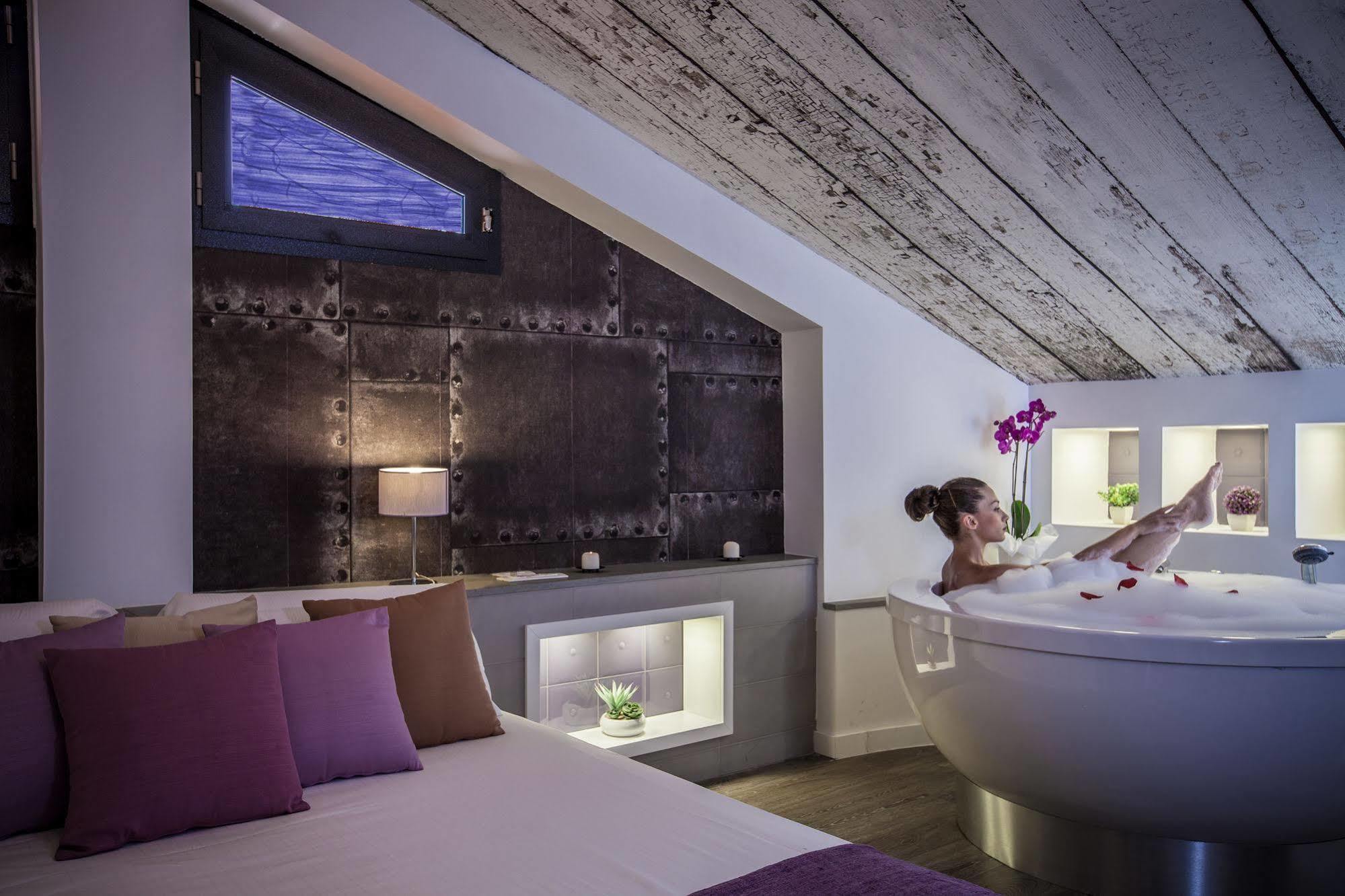 Emphasis Suites & Rooms Cagliari Eksteriør bilde
